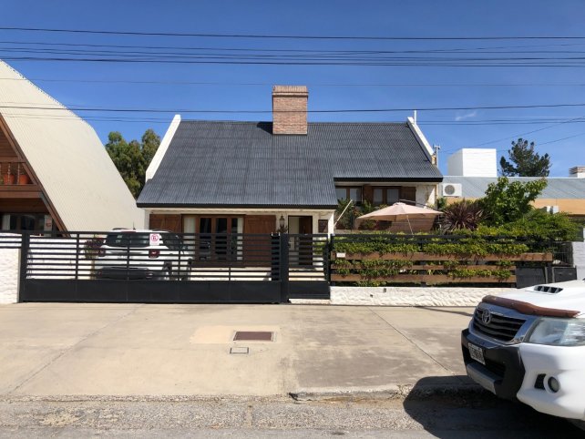 Casa Avenida Moyano al 1200